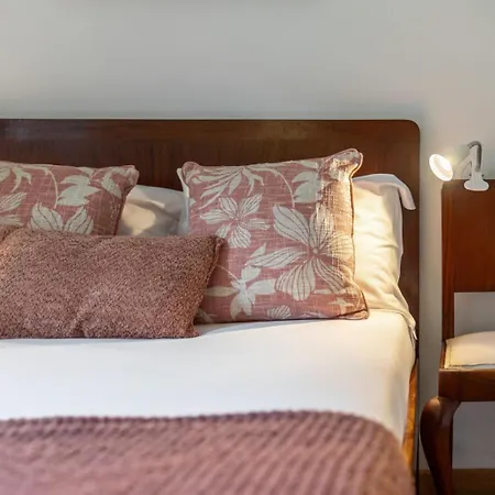 Retiro Do Artista Art And Views Over The Valley