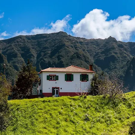 Retiro Do Artista Art And Views Over The Valley Ferienhaus São Vicente