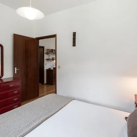 Holiday home Retiro Do Artista By An Island *